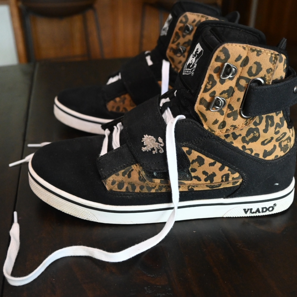 Vlado High Top Leopard Print Women 8.5